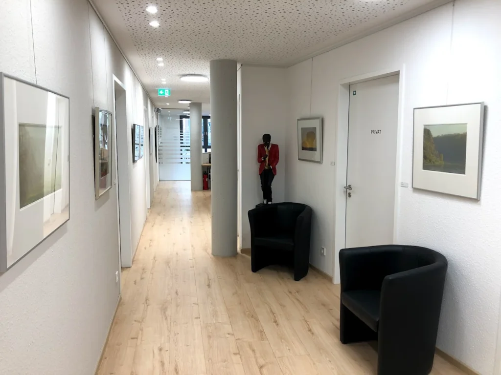 Durchgang zum Wartezimmer